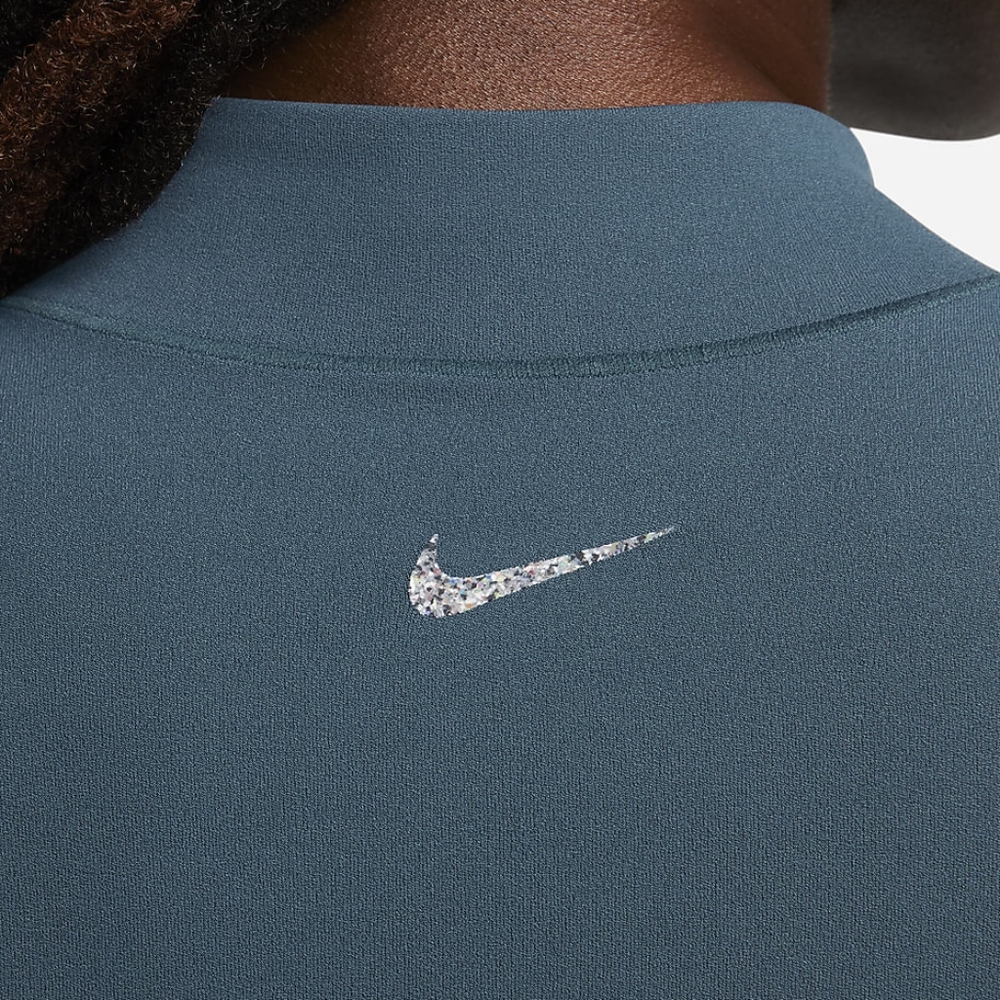 Nike Yoga Dri-FIT Luxe Fitted Jacket $135 - Picture 9 of 10